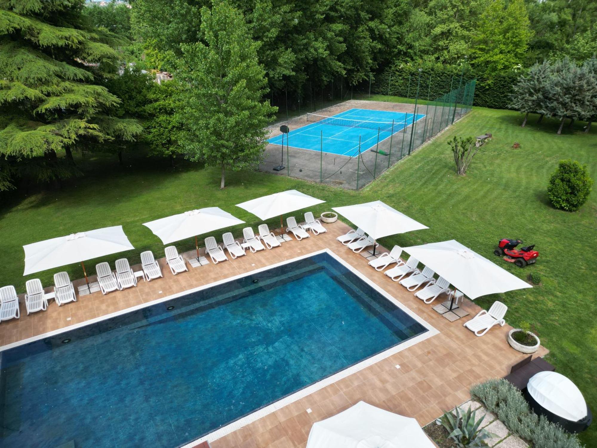 Villa Vitti'S - Verona Est Camping San Martino Buon Albergo Eksteriør bilde