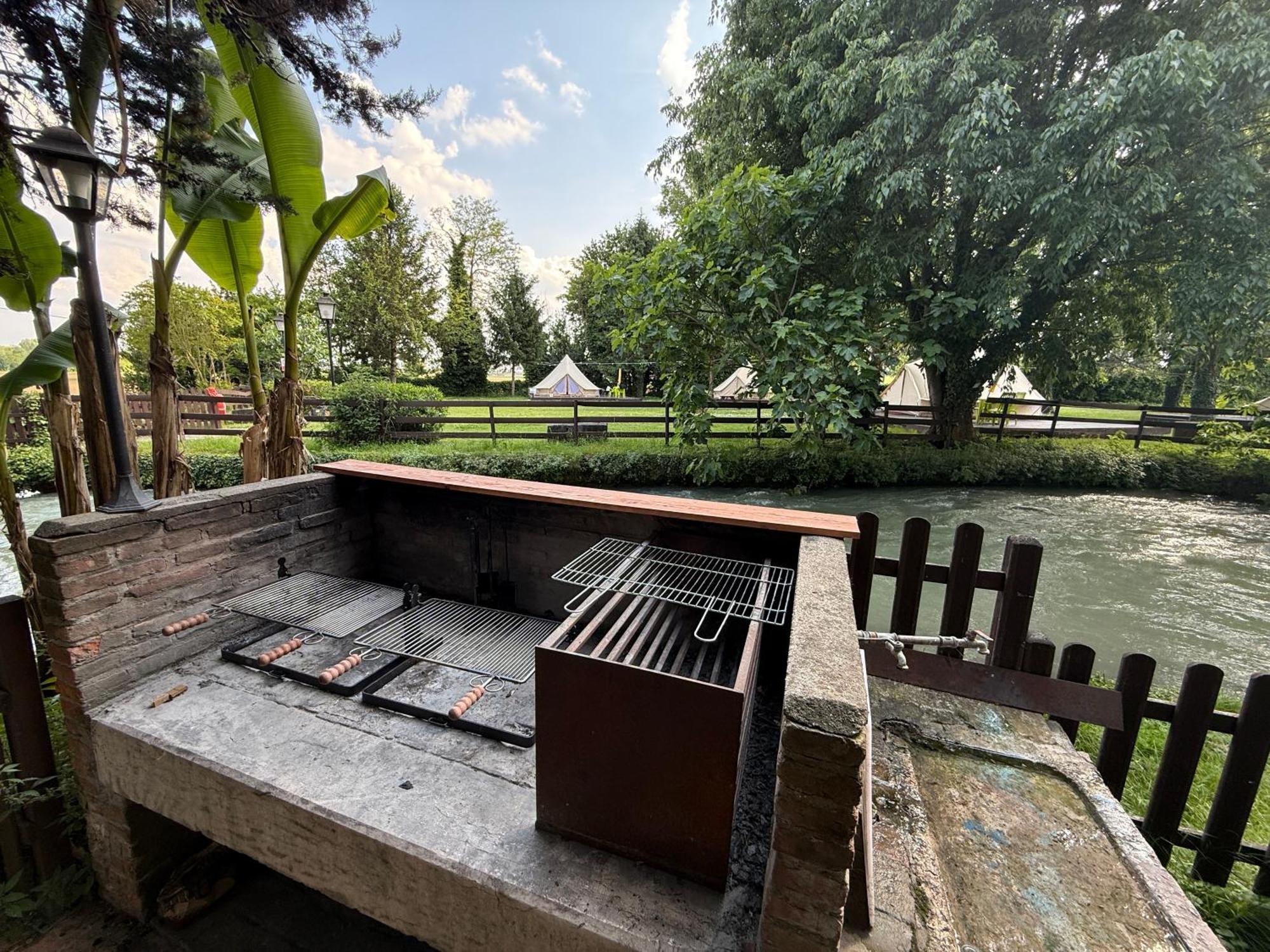 Villa Vitti'S - Verona Est Camping San Martino Buon Albergo Eksteriør bilde